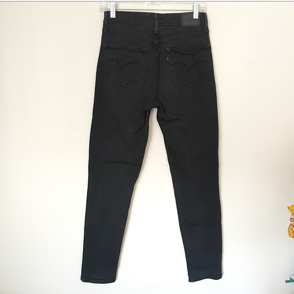 Levi’s Black 721 High Rise Skinny Jeans - Size 27 - Picture 3 of 6
